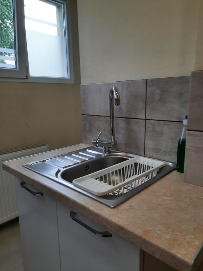 Home Uranus Брашов Екстериор снимка